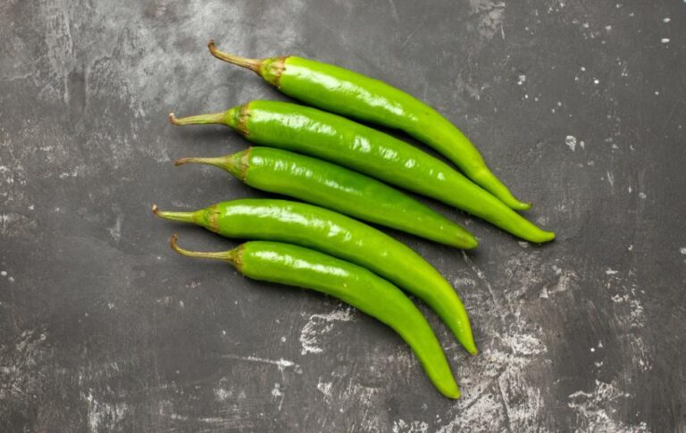 Best Substitutes for Green Chilies