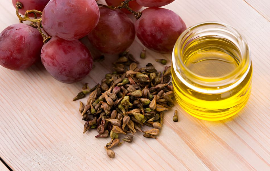 Grapeseed Oil – A Light and Neutral Option to replace canola oil