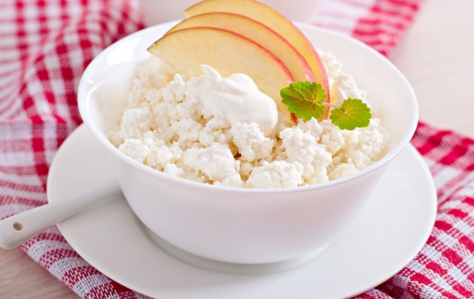 cottage cheese combined with heavy cream can work as a great substitute for creme fraiche