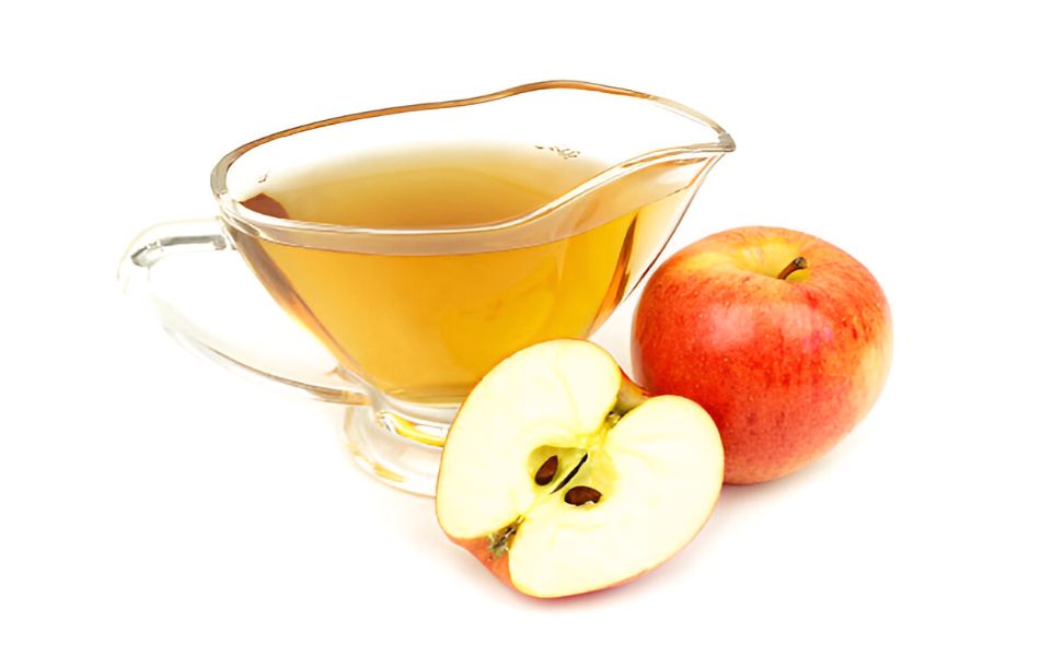 Apple cider vinegar serves as an excellent non-alcoholic alternative to dry sherry