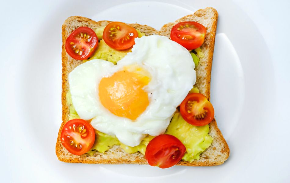 A Healthy Pancreas - Breakfast, grain toast with eggs, avocado, and tomatoes