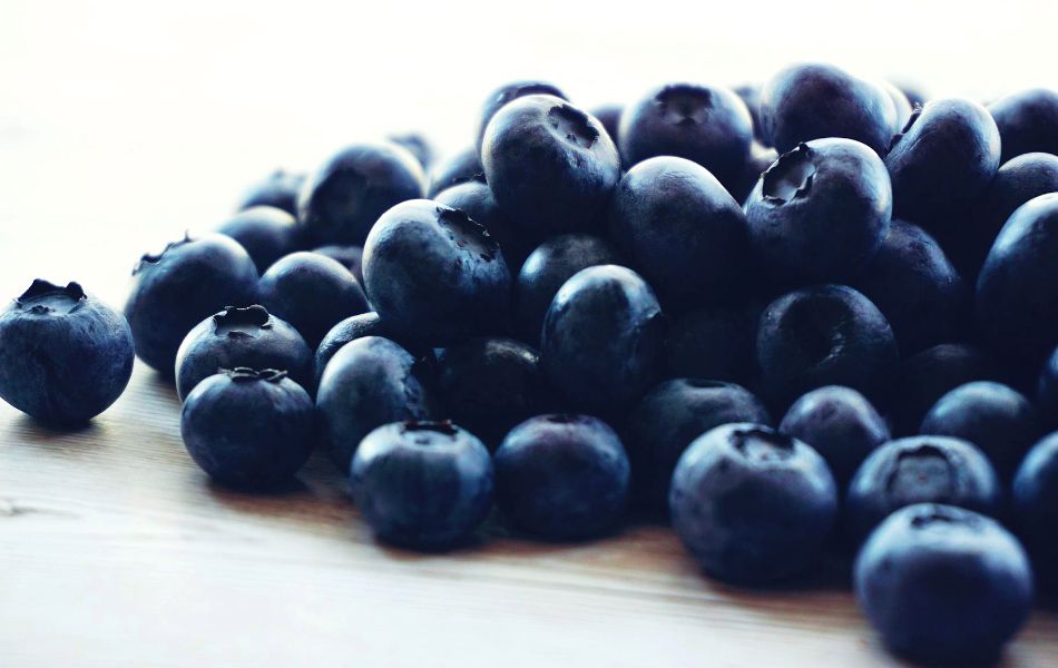 Natural Ingredients for Healthy Food Coloring - Blueberries